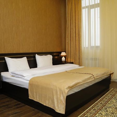 Tomu'S Hotel 久姆里 外观 照片